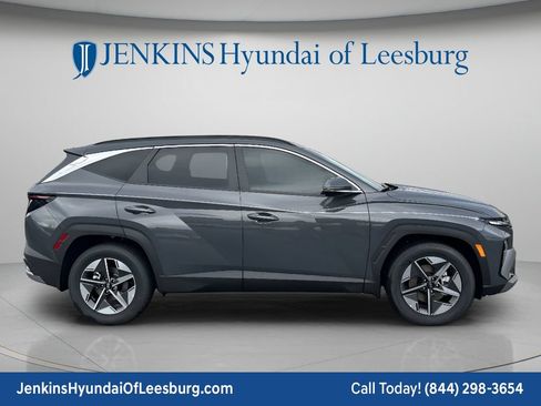 New 2026 Hyundai Tucson SEL FWD image 3