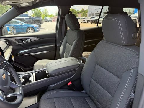 New 2026 Chevrolet Traverse LT w/ Enhanced Driving Package FWD image 13