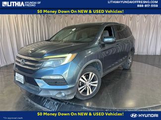 Used 2017 Honda Pilot EX video 1