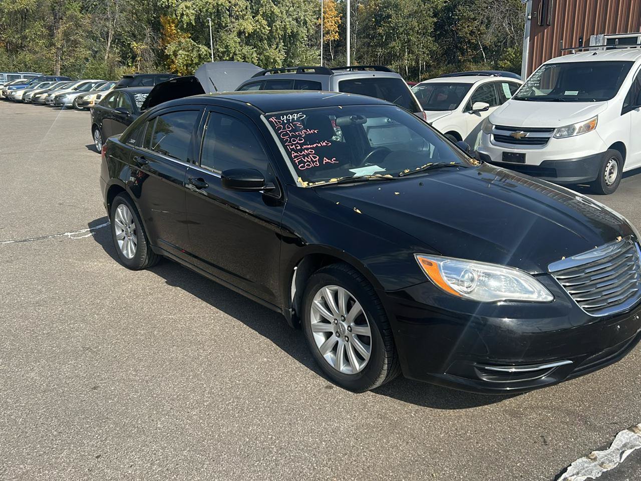 Used 2013 Chrysler 200 Touring FWD image 3