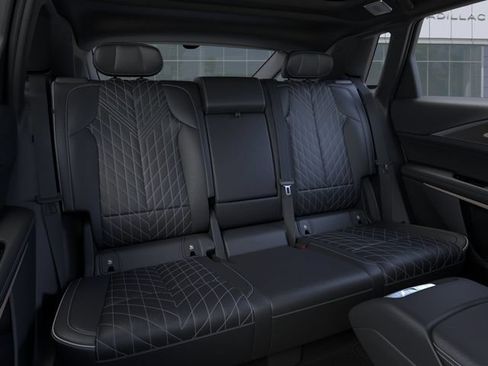 New 2026 Cadillac Lyriq V AWD/4WD image 17