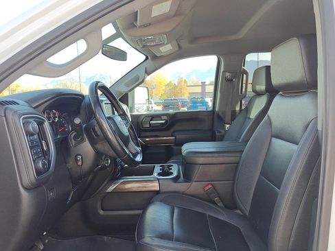 Used 2023 Chevrolet Silverado 3500 LT w/ Convenience Package image 10