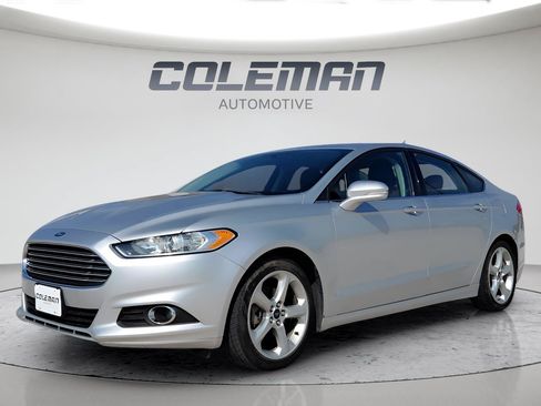 Used 2016 Ford Fusion SE w/ Equipment Group 201A FWD image 1