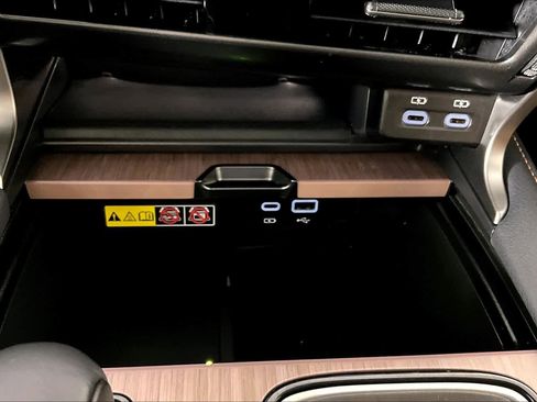 Used 2025 Lexus RX 350 Premium image 33