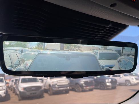 Used 2021 Land Rover Discovery Sport SE image 42