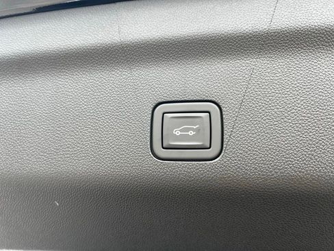 New 2025 Chevrolet Tahoe Premier image 22