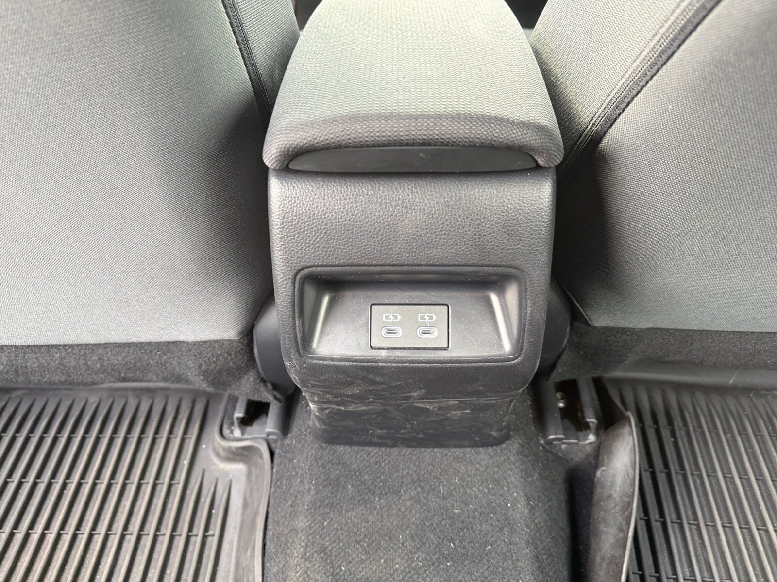Certified 2026 Toyota Corolla SE w/ SE Package FWD image 30