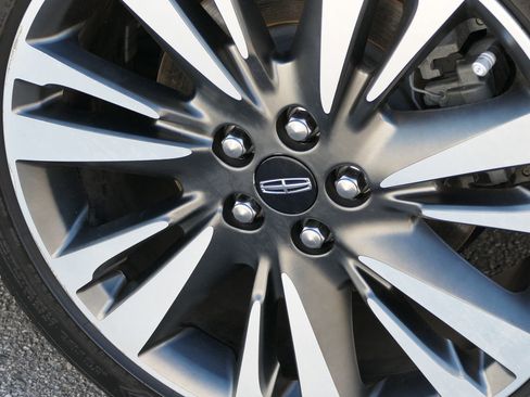 Used 2017 Lincoln MKZ Reserve w/ Technology Package image 10