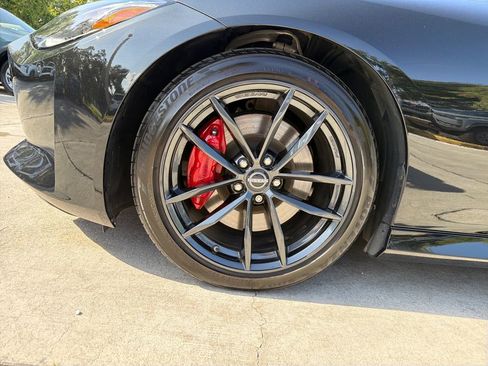 Used 2025 Nissan Z Performance w/ Floor Mat Package RWD image 11