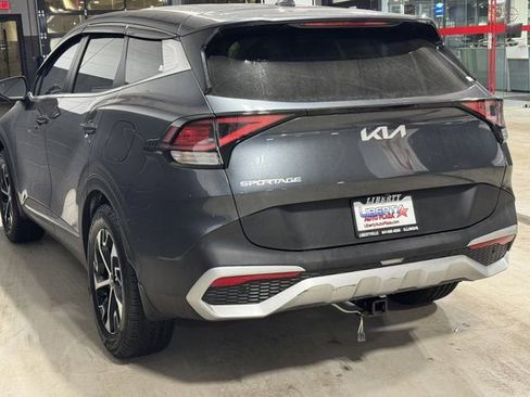 Used 2024 Kia Sportage EX image 16