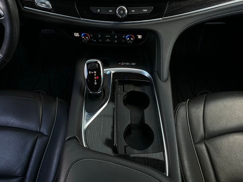 Used 2019 Buick Enclave Avenir w/ Avenir Technology Package image 17