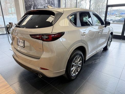 New 2025 MAZDA CX-5 AWD 2.5 S w/ Preferred Package image 16