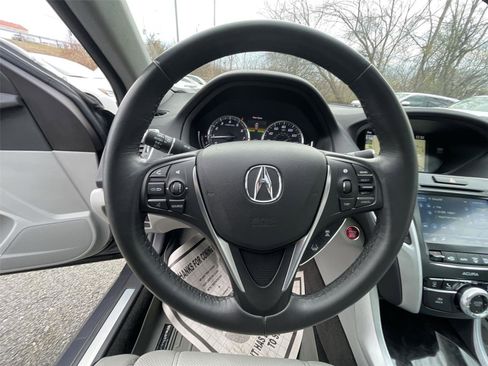 Certified 2018 Acura TLX V6 SH-AWD w/ Technology Pkg image 15