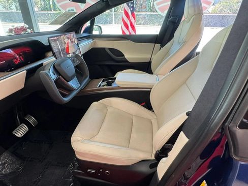 Used 2022 Tesla Model X AWD/4WD image 10