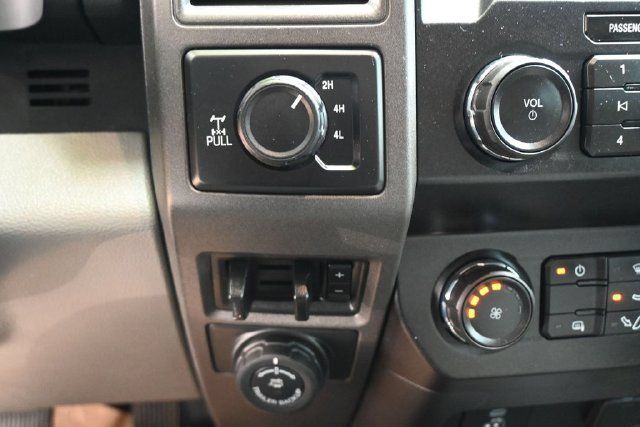 Used 2022 Ford F250 XL w/ STX Appearance Package AWD/4WD image 11
