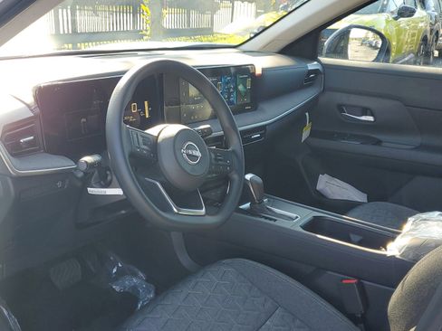 New 2026 Nissan Kicks SV image 9