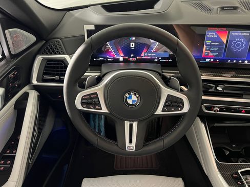 New 2026 BMW X6 M60i w/ Executive Package image 17