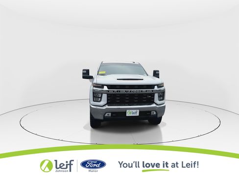 Used 2023 Chevrolet Silverado 2500 LT w/ Convenience Package image 3