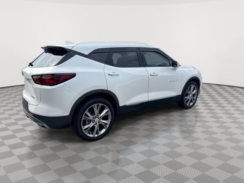Certified 2022 Chevrolet Blazer Premier w/ Enhanced Convenience Package AWD/4WD image 8