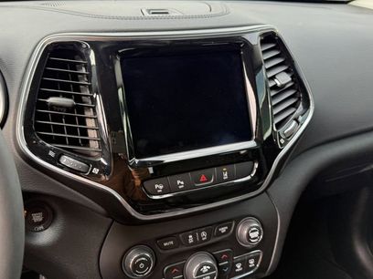 Used 2022 Jeep Cherokee Limited w/ Elite Package