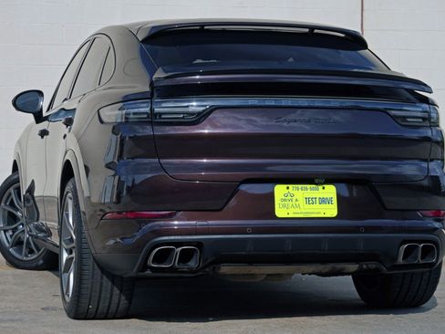 Used 2020 Porsche Cayenne Turbo AWD/4WD image 6