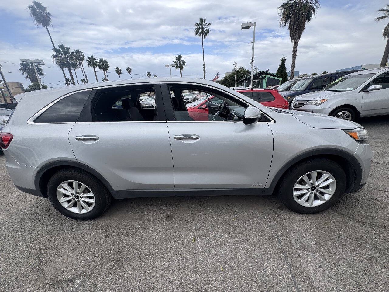 Used 2019 Kia Sorento AWD V6 image 8
