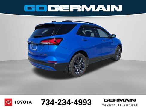 Used 2024 Chevrolet Equinox RS w/ LPO, Floor Liner Package AWD/4WD image 8