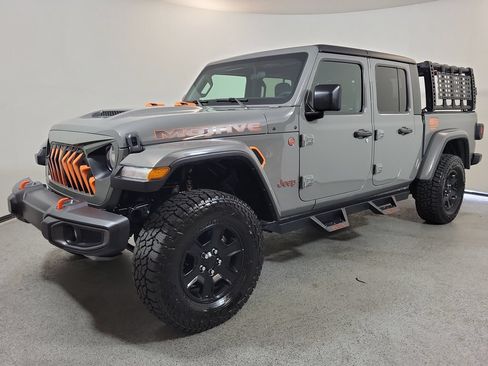 Used 2021 Jeep Gladiator Mojave w/ Trailer Tow Package AWD/4WD image 3
