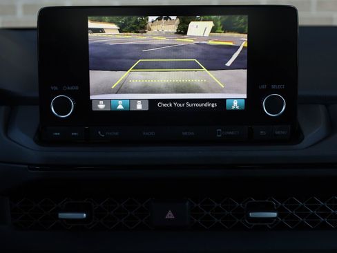 Used 2023 Honda Accord EX image 39