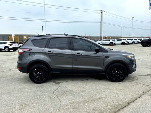 Used 2018 Ford Escape SE w/ SE Sport Appearance Package AWD/4WD image 5