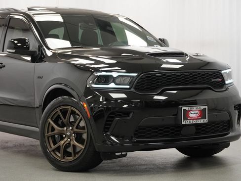 Certified 2025 Dodge Durango R/T AWD/4WD image 3