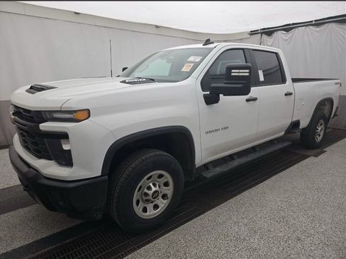 Used 2024 Chevrolet Silverado 3500 W/T image 1