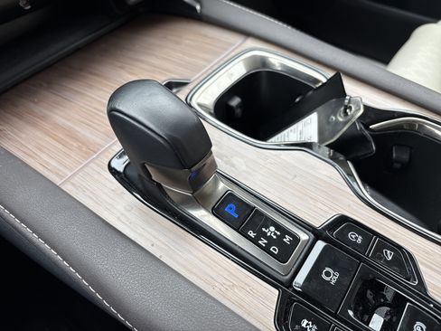 Used 2024 Lexus RX 350 AWD image 23