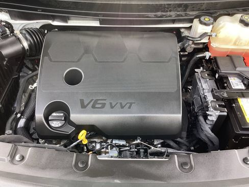 Used 2023 Chevrolet Traverse LS w/ Midnight/Sport Edition FWD image 30