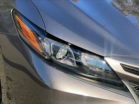 Used 2023 Toyota Camry SE image 26