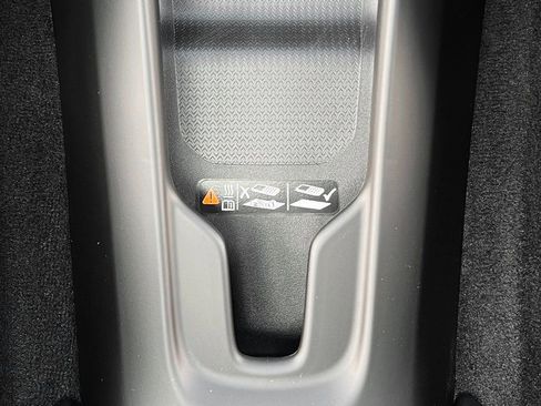 Used 2023 Chevrolet Corvette Stingray Premium Cpe w/ 3LT image 17