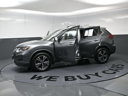 Used 2019 Nissan Rogue SV w/ Premium Package AWD/4WD image 22