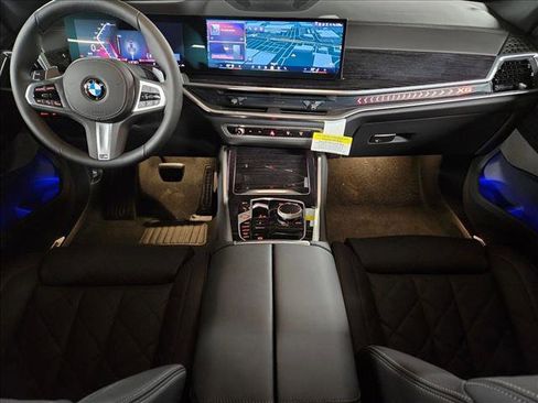 New 2027 BMW X6 xDrive40i w/ Climate Comfort Package AWD/4WD image 15