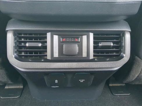 Used 2022 Ford F150 Platinum w/ Equipment Group 701A High AWD/4WD image 25