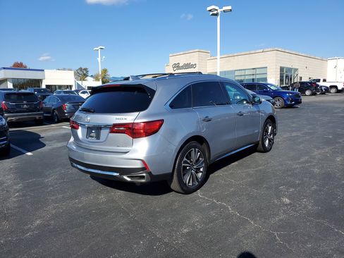 Used 2020 Acura MDX SH-AWD w/ Technology Package image 3