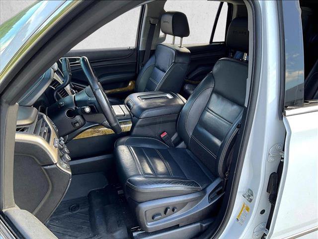 Used 2017 GMC Yukon Denali w/ Open Road Package AWD/4WD image 23