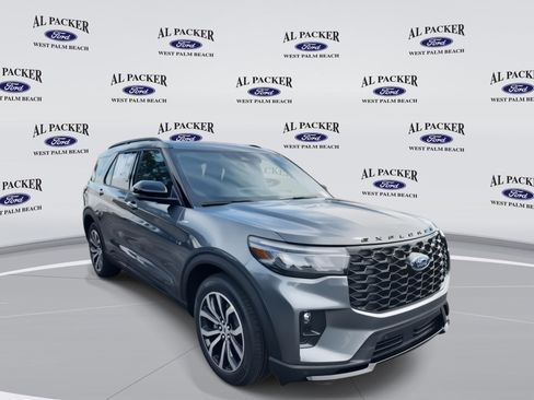 New 2025 Ford Explorer ST-Line w/ Premium Package image 7