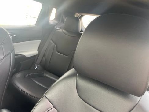 Used 2025 Jeep Compass Limited w/ Elite Group AWD/4WD image 15