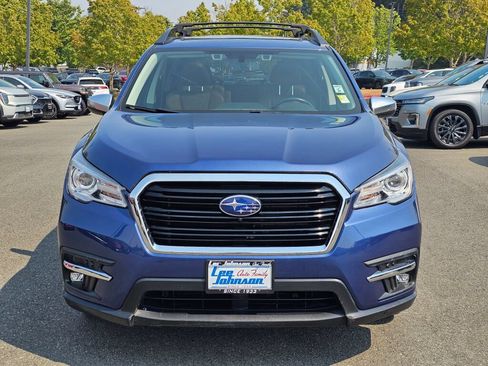 Used 2019 Subaru Ascent Touring w/ Popular Package #3 AWD/4WD image 2
