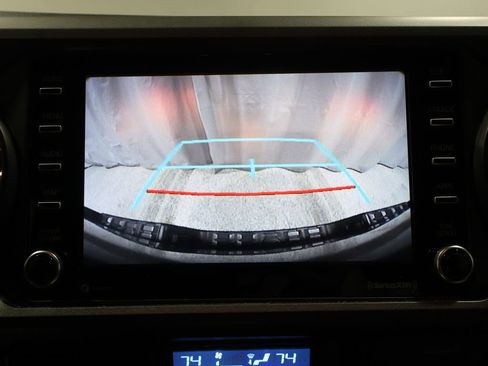 Used 2021 Toyota Tacoma TRD Sport w/ Technology Package image 24