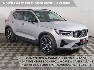 Used 2023 Volvo XC40 B5 Plus w/ Climate Package AWD/4WD video 1