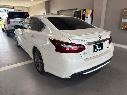 Used 2018 Nissan Altima 2.5 SR w/ SR Special Edition FWD image 7