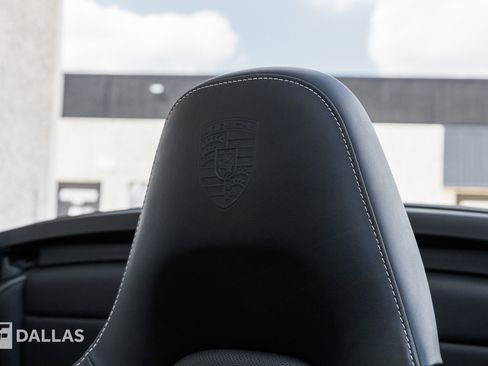 Used 2018 Porsche 911 Turbo image 25