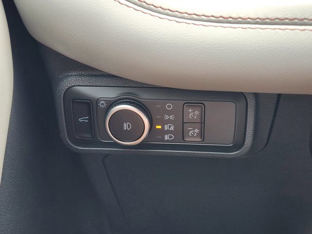 New 2026 Ford Explorer Active w/ Active Comfort Package RWD image 22