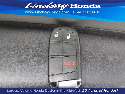 Used 2017 Dodge Durango SXT w/ 3rd Row Seating Group AWD/4WD image 22